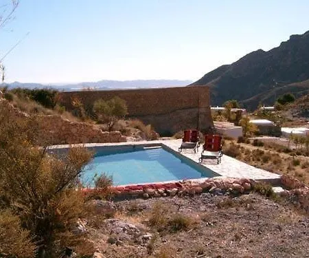 Freistehendes In Mit Privatpool Holiday home *